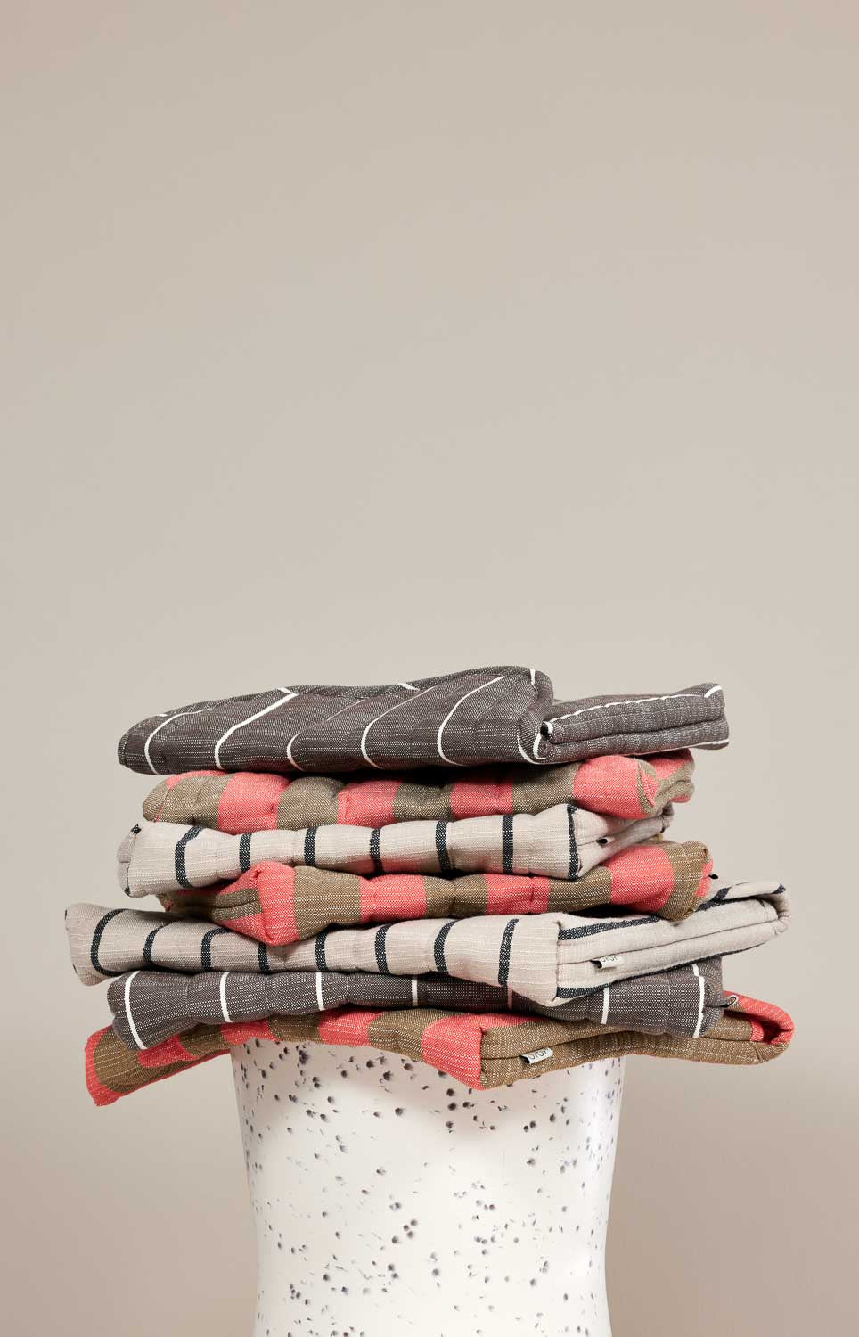 OYOY LIVING Futo Sleeve - Model 13'' Computer Sleeve 405 Cherry Red