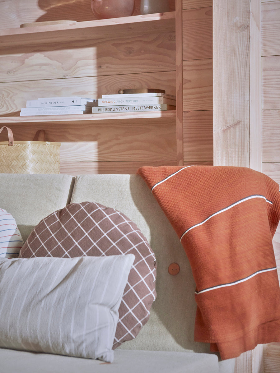 OYOY LIVING Kyoto Cushion Round - Large Cushion 301 Brown