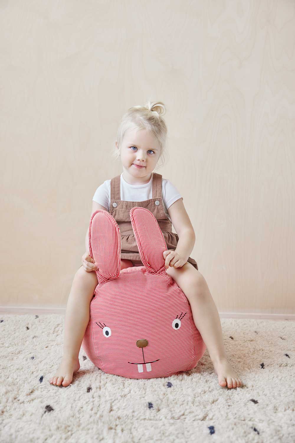 OYOY MINI Rosy Rabbit - Ride on Rabbit Soft Toys 405 Cherry Red