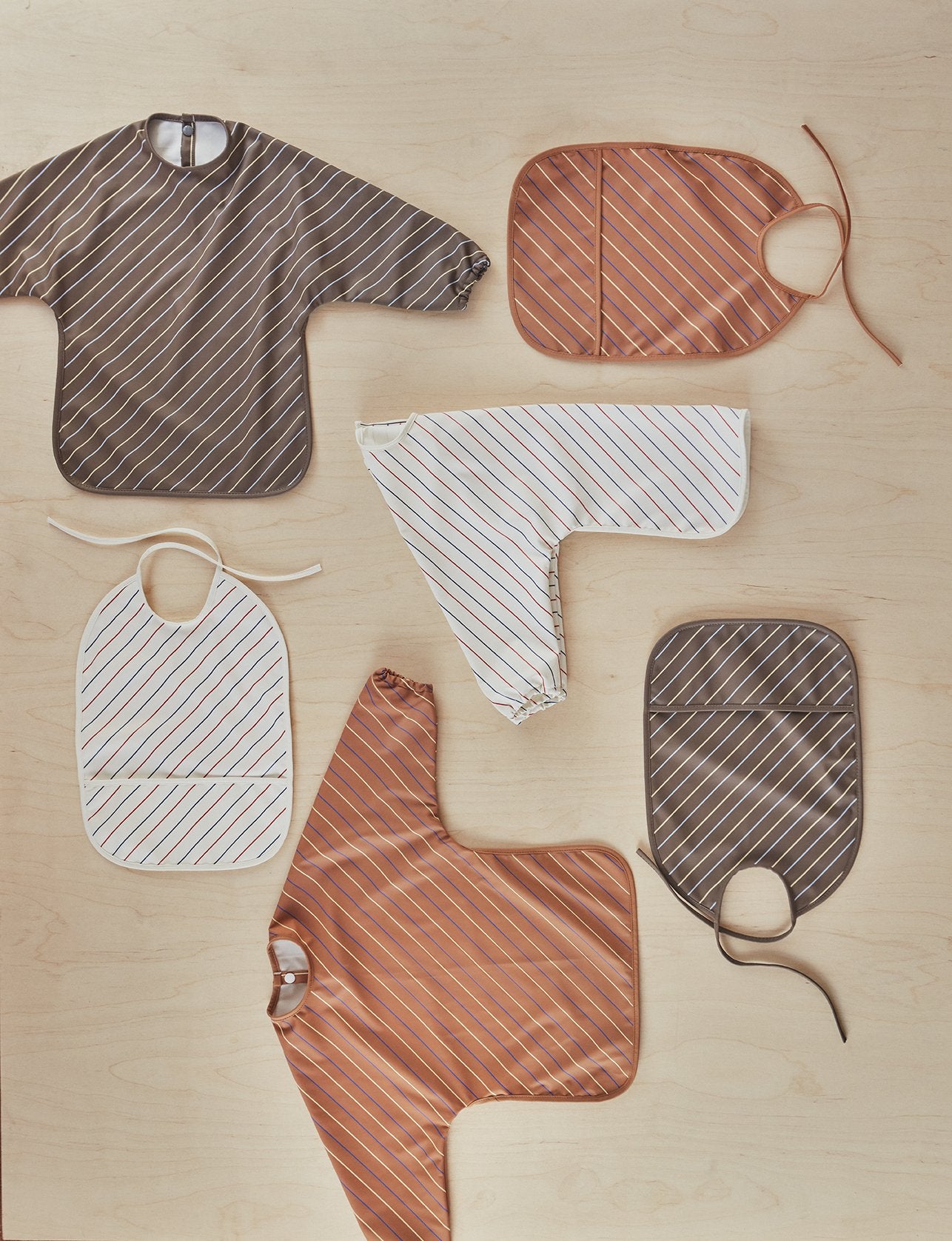 OYOY MINI Bib Striped - Pack of 2 Accessories - Kids 207 Mellow / Caramel