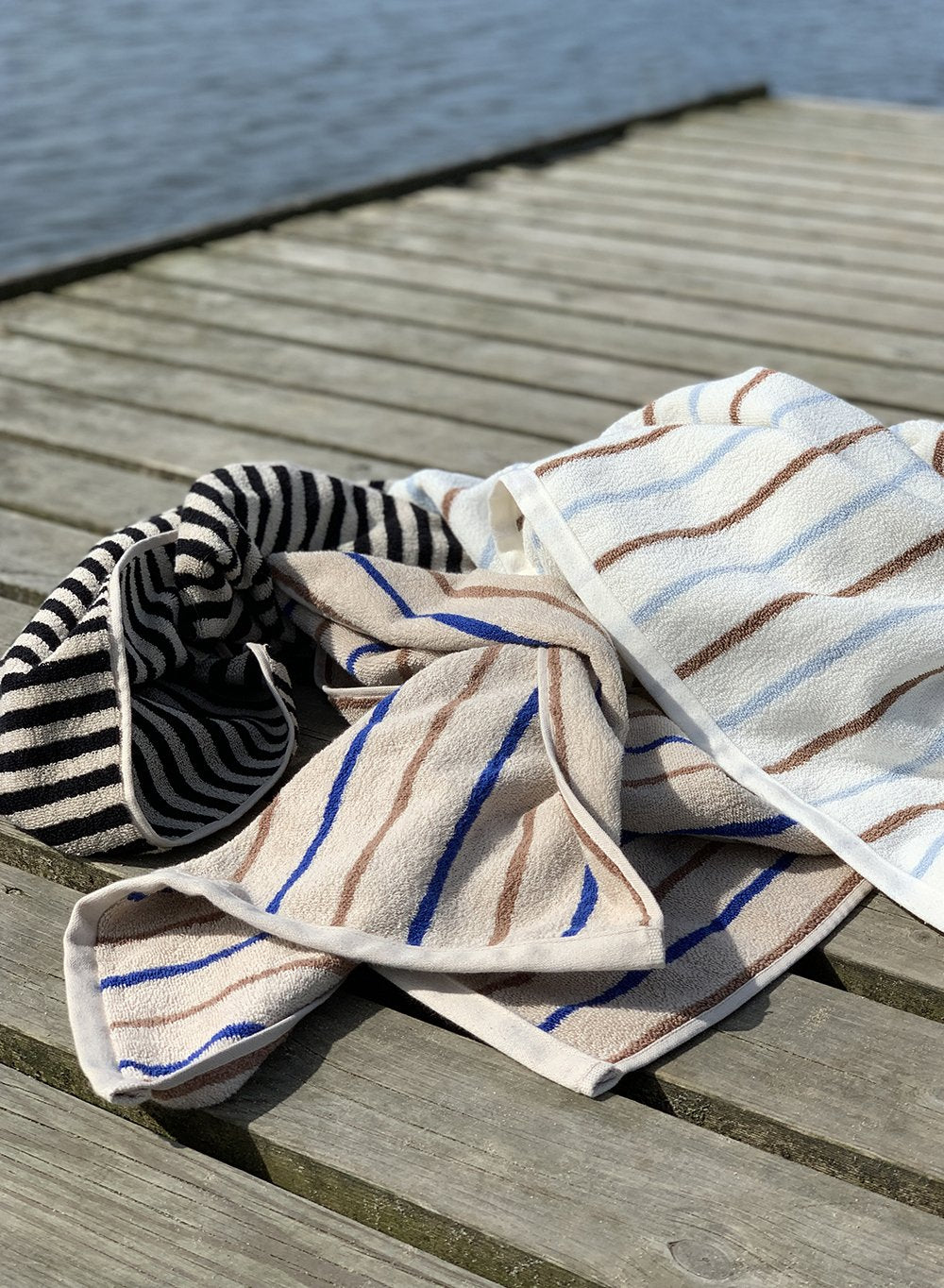 OYOY LIVING Raita Towel - 100x150 cm Towel 307 Caramel / Optic Blue