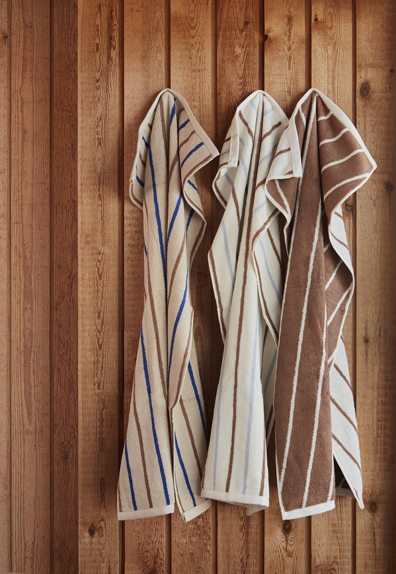 OYOY LIVING Raita Towel - 100x150 cm Towel 307 Caramel / Optic Blue