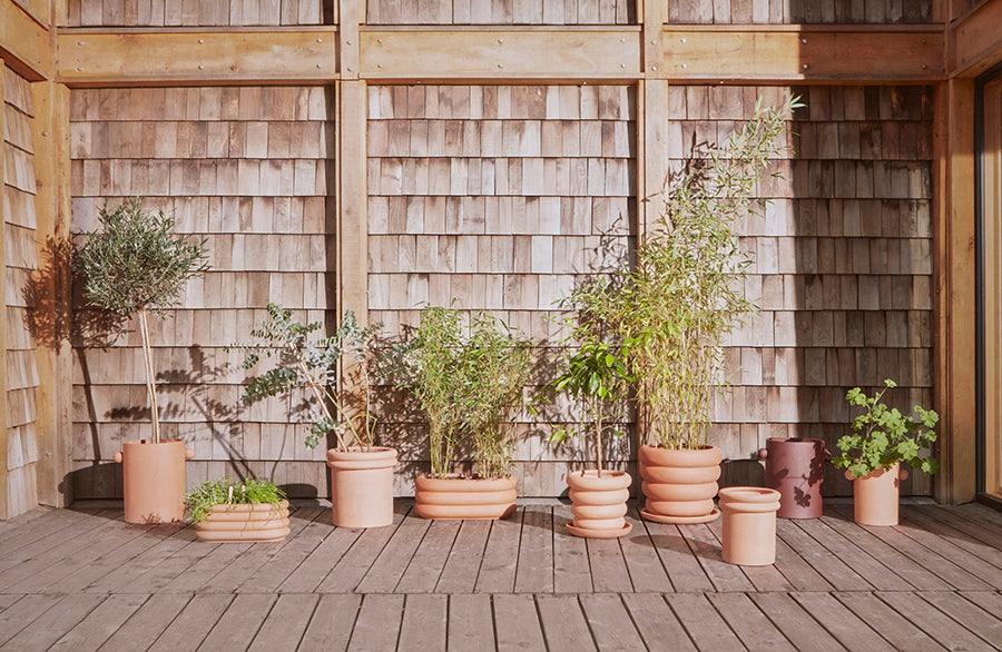 OYOY LIVING Ring Planter - Small Pot 911 Terracotta